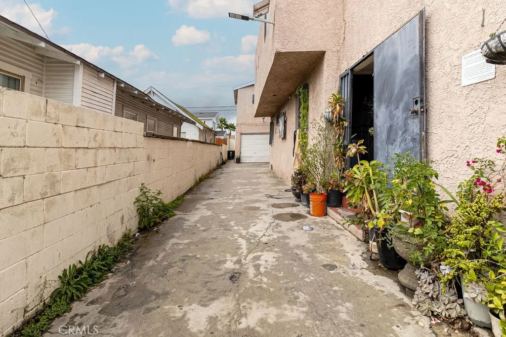 6613 S Figueroa, Los Angeles, California 90003 home-pic-5